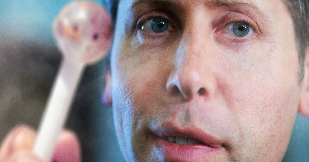 Ilustrasi komik CEO OpenAI Sam Altman menawarkan pipa crack melambangkan strategi harga AI