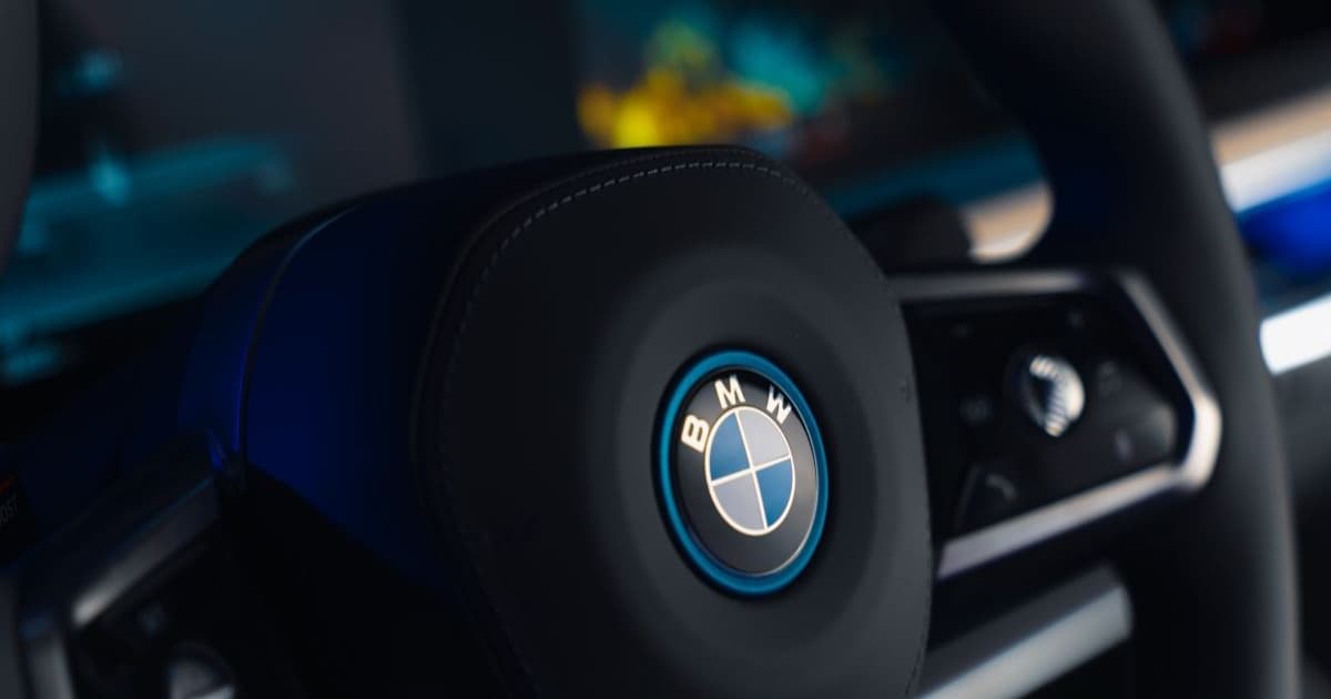 BMW memangkas proyeksi laba tahun 2026 di tengah tekanan pasar China dan konflik Timur Tengah