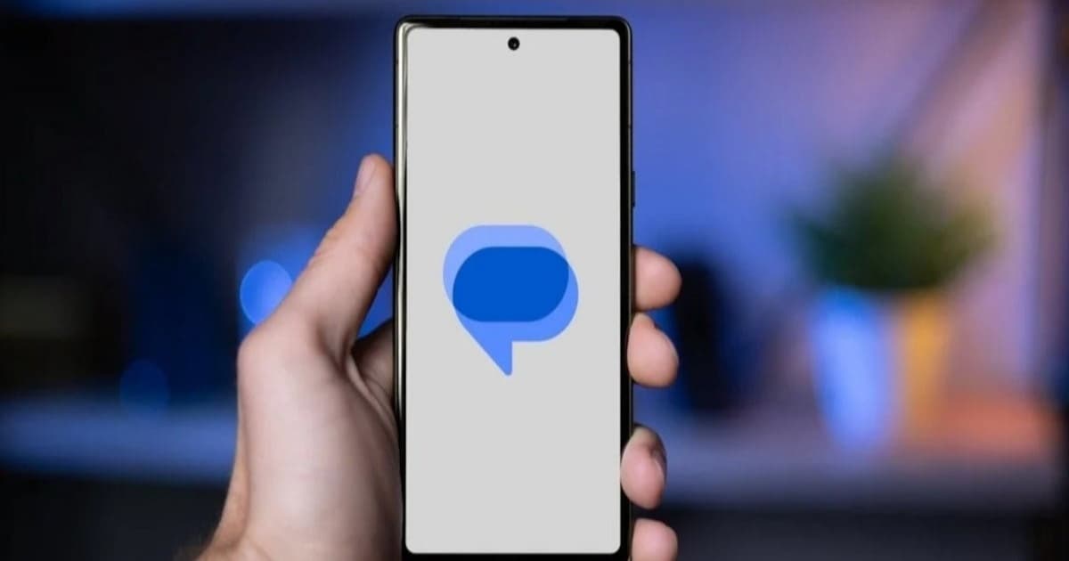 Google Messages icon on Android phone display with Tap to Draft feature