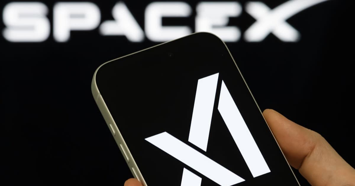 Ilustrasi chip Nvidia GB300 yang digunakan di pusat data Colossus SpaceX untuk Reflection AI