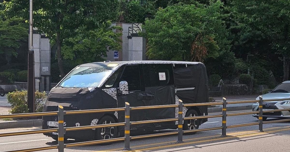 Kia PV7 prototipe melakukan uji coba di jalan umum