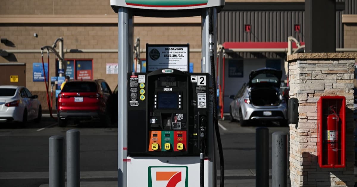 Pompa bensin 7-Eleven di California yang menjadi bagian dari gugatan class action