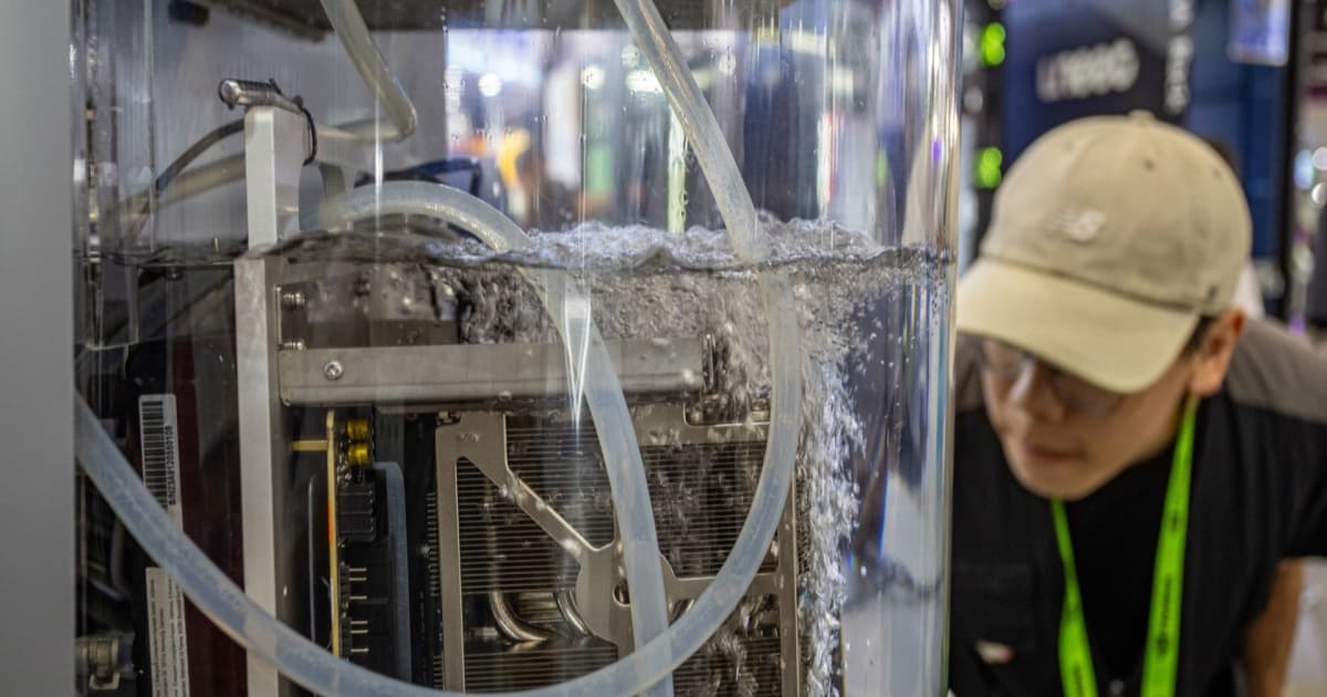 Ilustrasi sistem pendingin cairan Nvidia untuk chip Rubin dengan suhu operasi 45 derajat Celcius