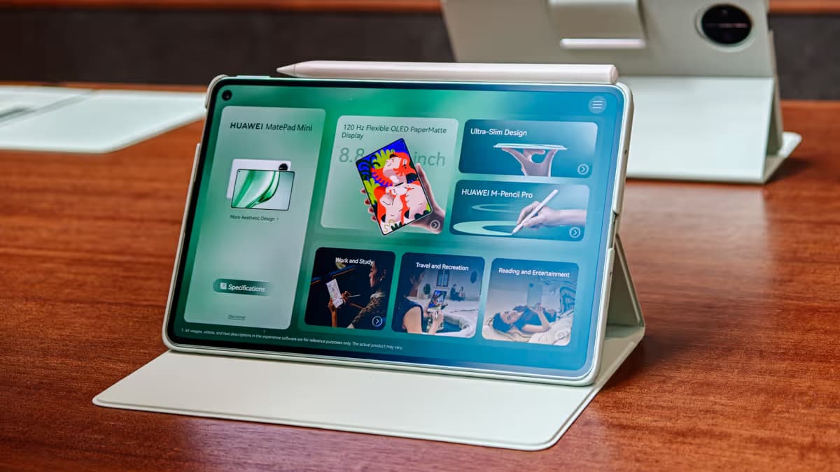 Huawei MatePad Mini warna Spruce Green dengan layar PaperMatte