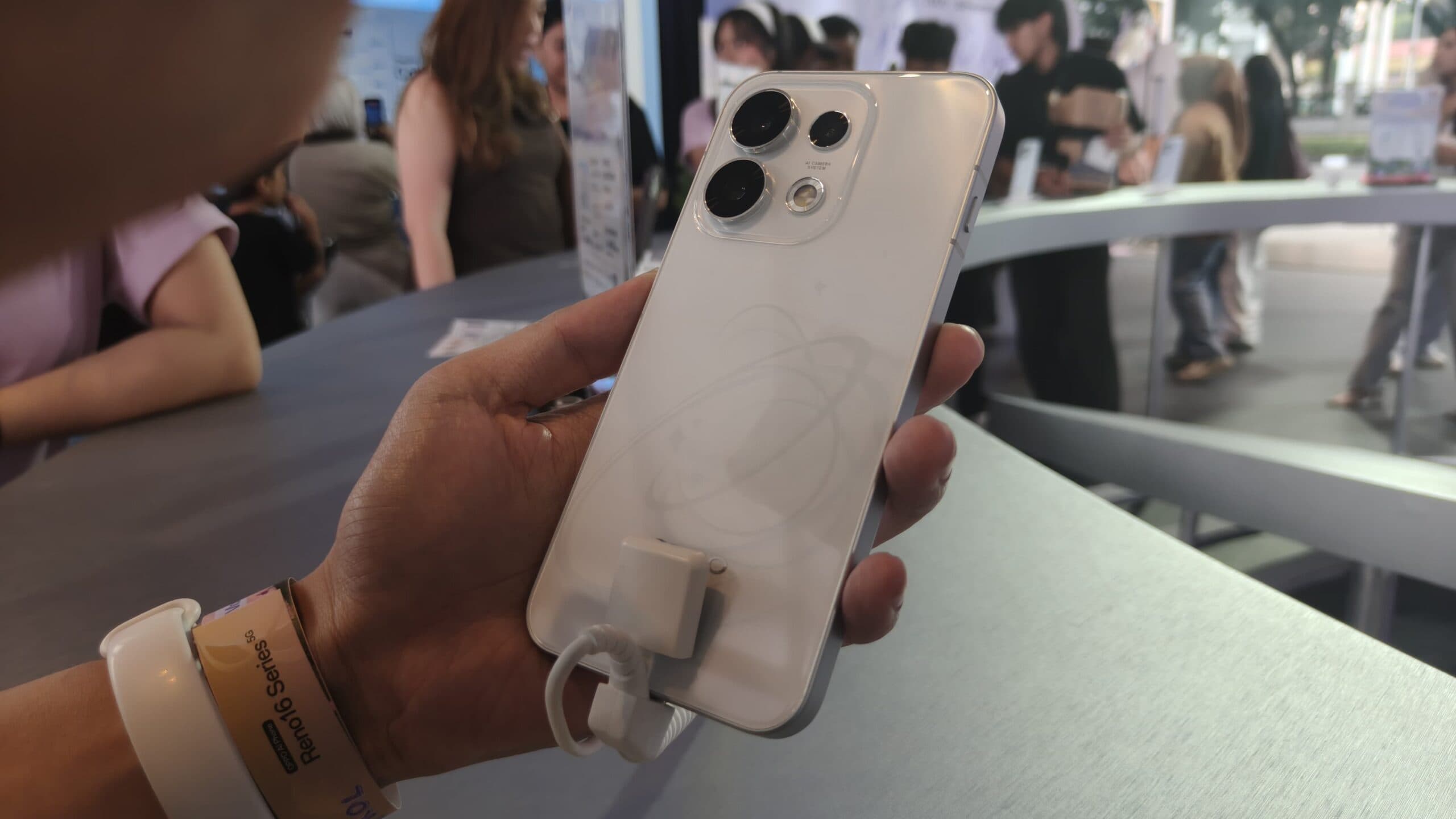 Simak Perbandingan Oppo Reno 16F, Reno 16, dan Reno 16 Pro