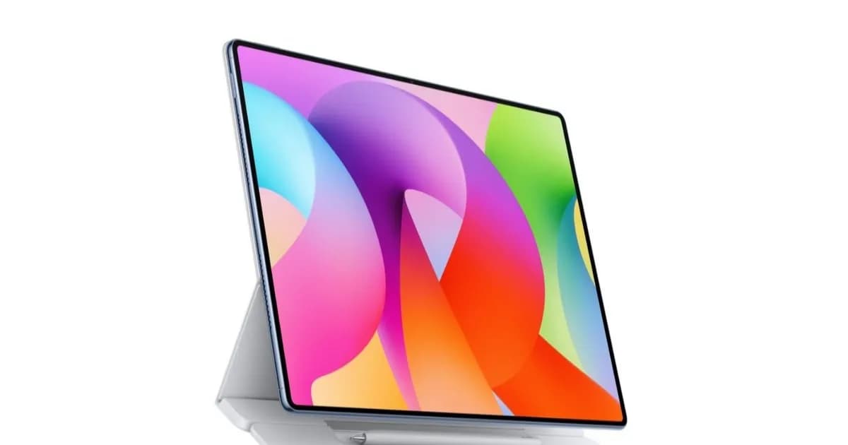 Huawei MatePad Pro Max dengan layar besar dan keyboard