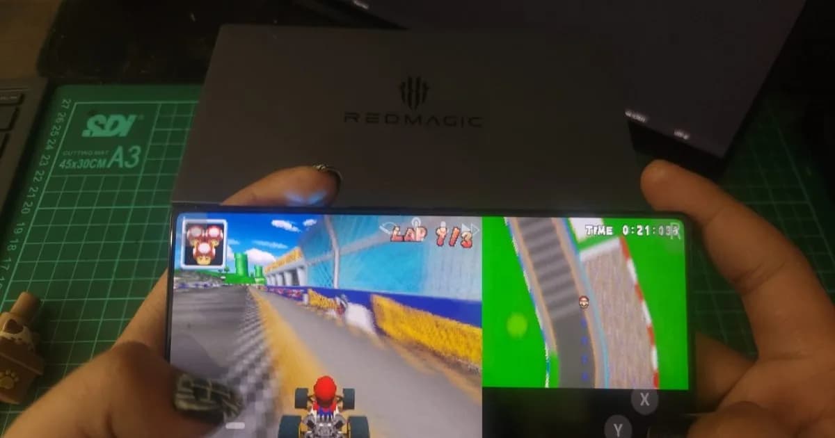 Tampilan Mario Kart Rainbow Road yang bisa dimainkan di YouTube