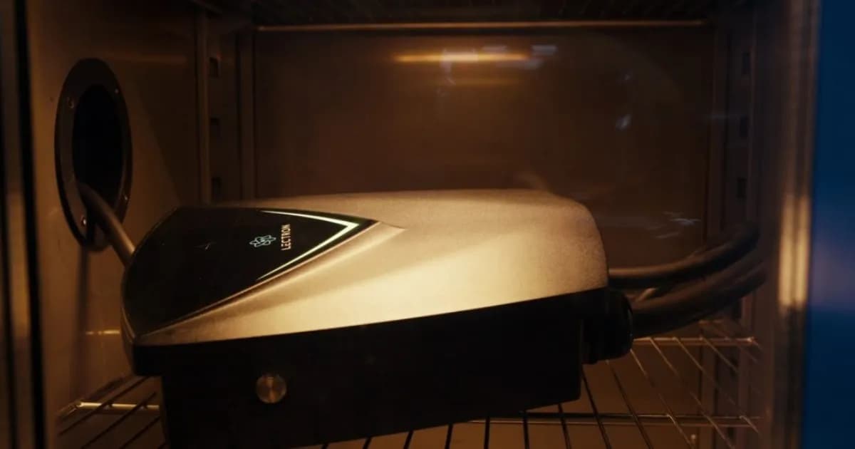 Pabrik Lectron di China merakit charger EV NEXUS generasi kedua