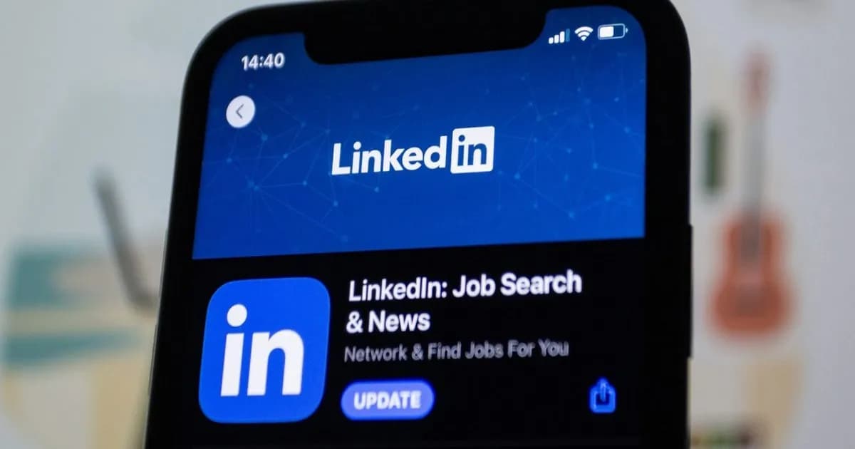 Ilustrasi logo LinkedIn dengan latar belakang data dan grafik yang menunjukkan dominasi konten AI di platform tersebut.