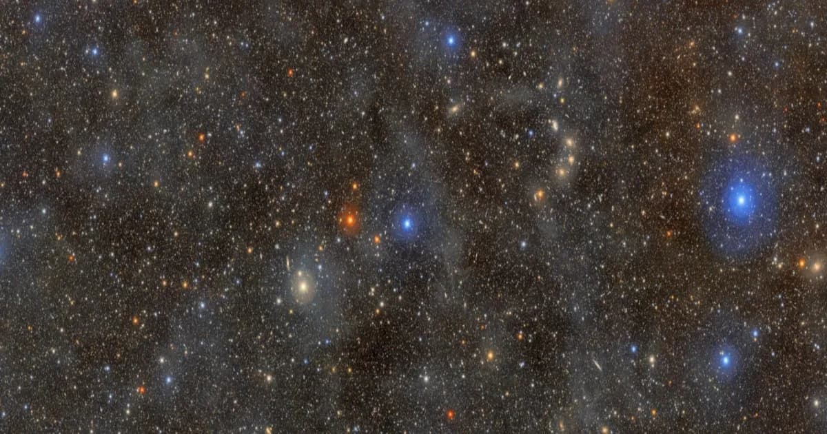 Vera C. Rubin Observatory di puncak Cerro Pachón, Chili dengan kamera digital terbesar dunia