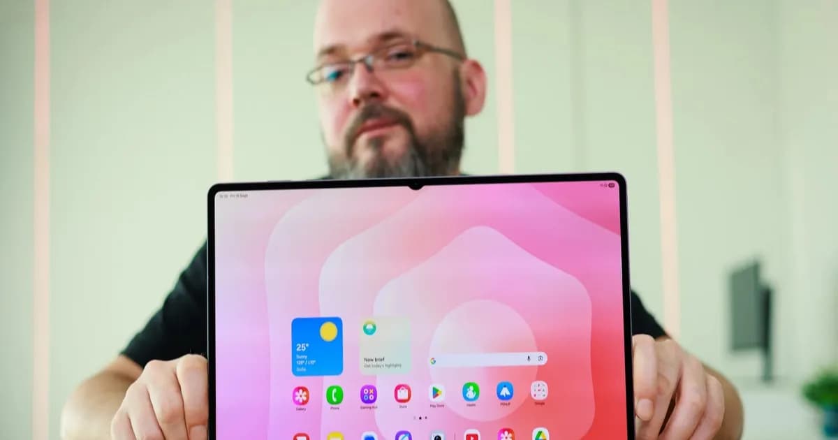 Galaxy Tab S12 Plus dengan desain bezel tebal dan kamera depan landscape