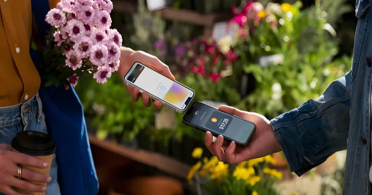 Ilustrasi teknologi Tap to Pay Apple yang menggantikan terminal Isaac di Apple Store