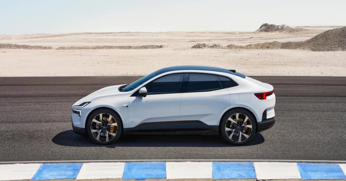 Polestar 4 EV dengan harga turun Juni 2026
