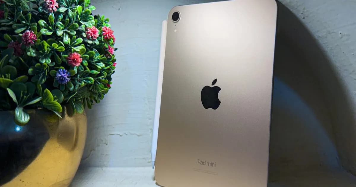 iPad mini dengan layar OLED yang akan meluncur tahun 2026.