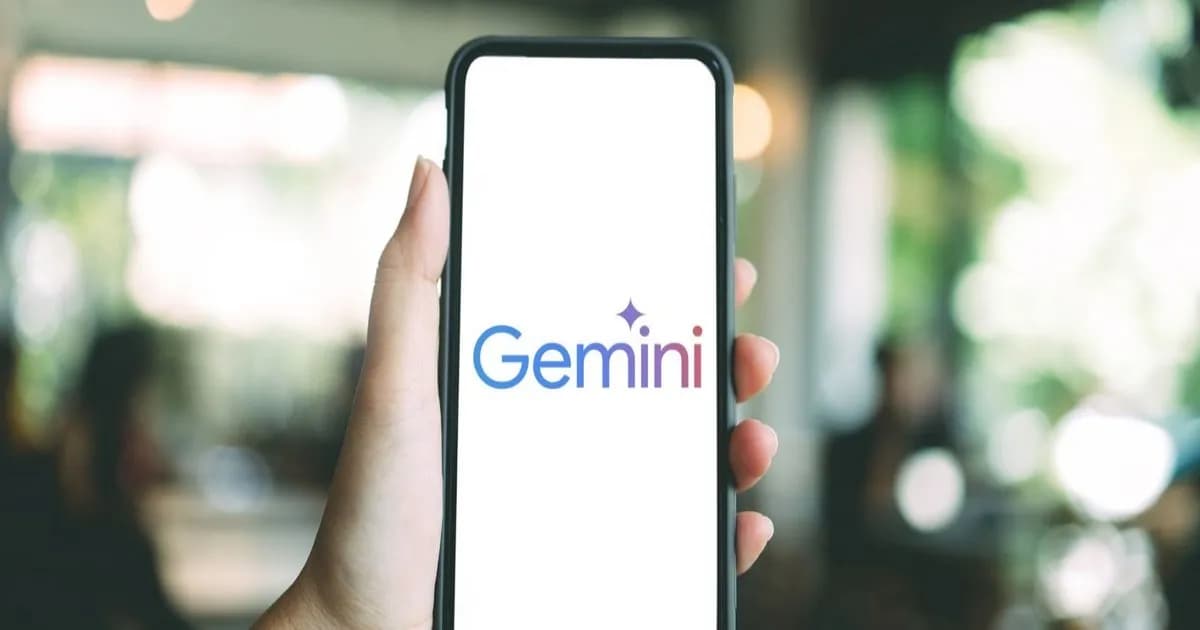 Ilustrasi Google Gemini di ponsel pintar