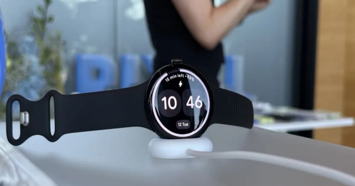 Render bocoran Google Pixel Watch 5 dengan warna Dark Anthracite