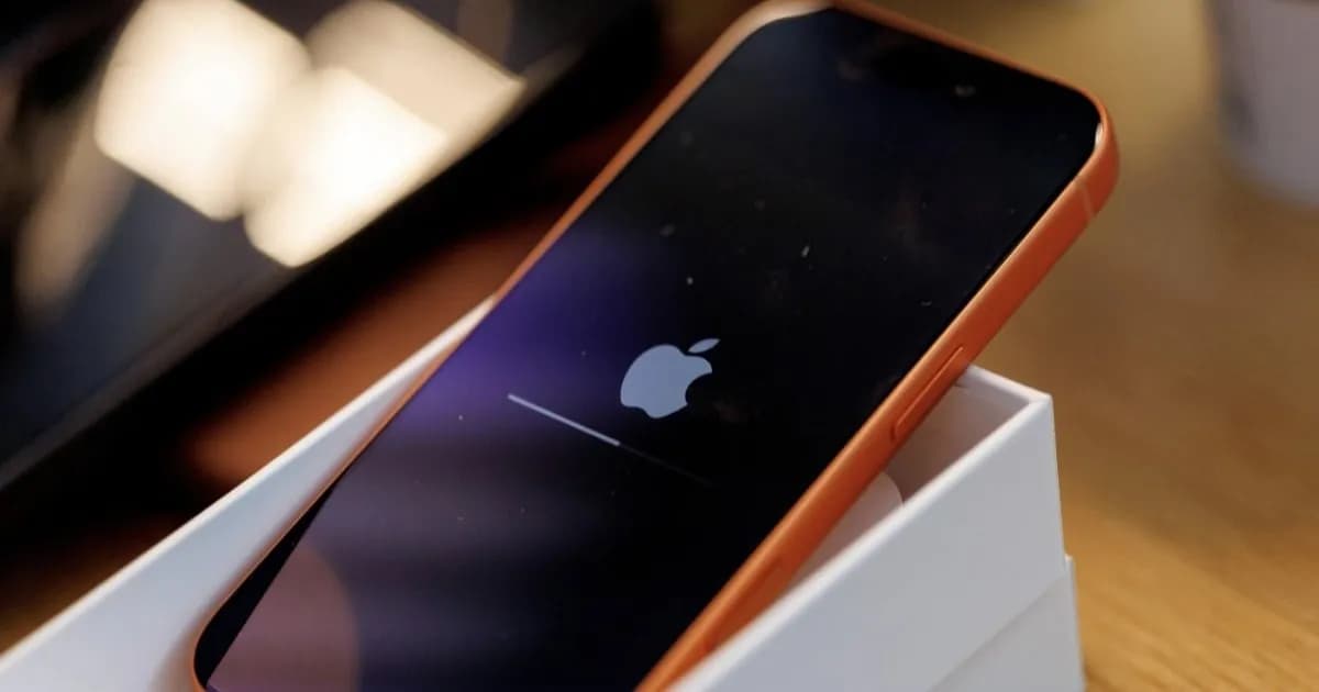Tampilan layar recovery mode iOS 27 dengan opsi perbaikan sistem