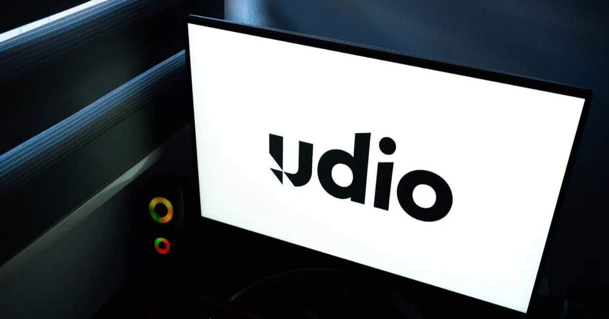 Logo Udio di layar laptop