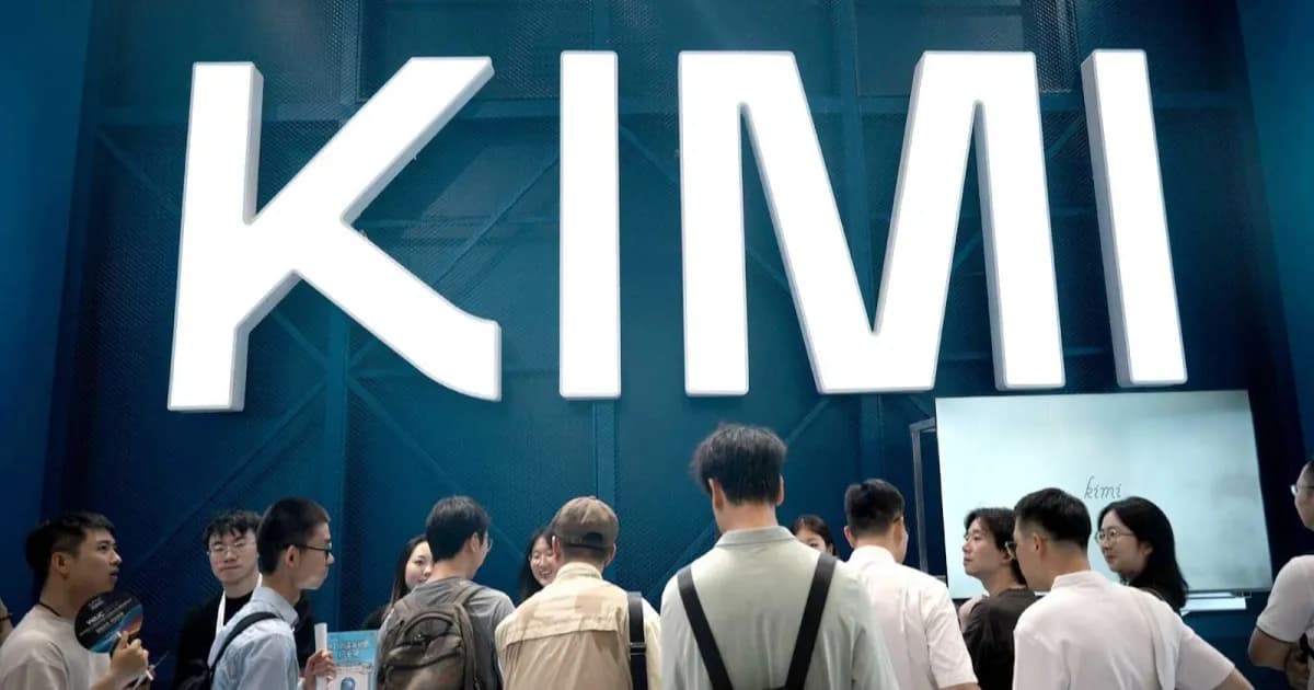 Ilustrasi logo Kimi di stan Moonshot AI pada sebuah pameran teknologi.