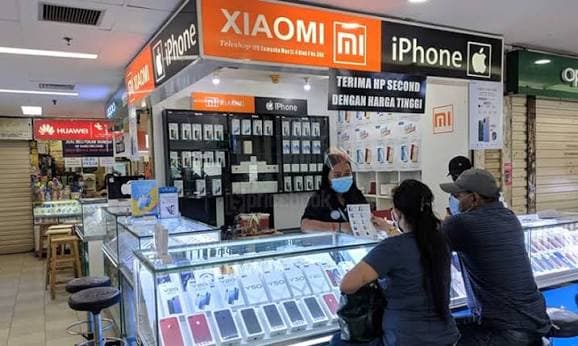 Pasar Ponsel Murah Anjlok 22% Akibat Harga Memori Naik