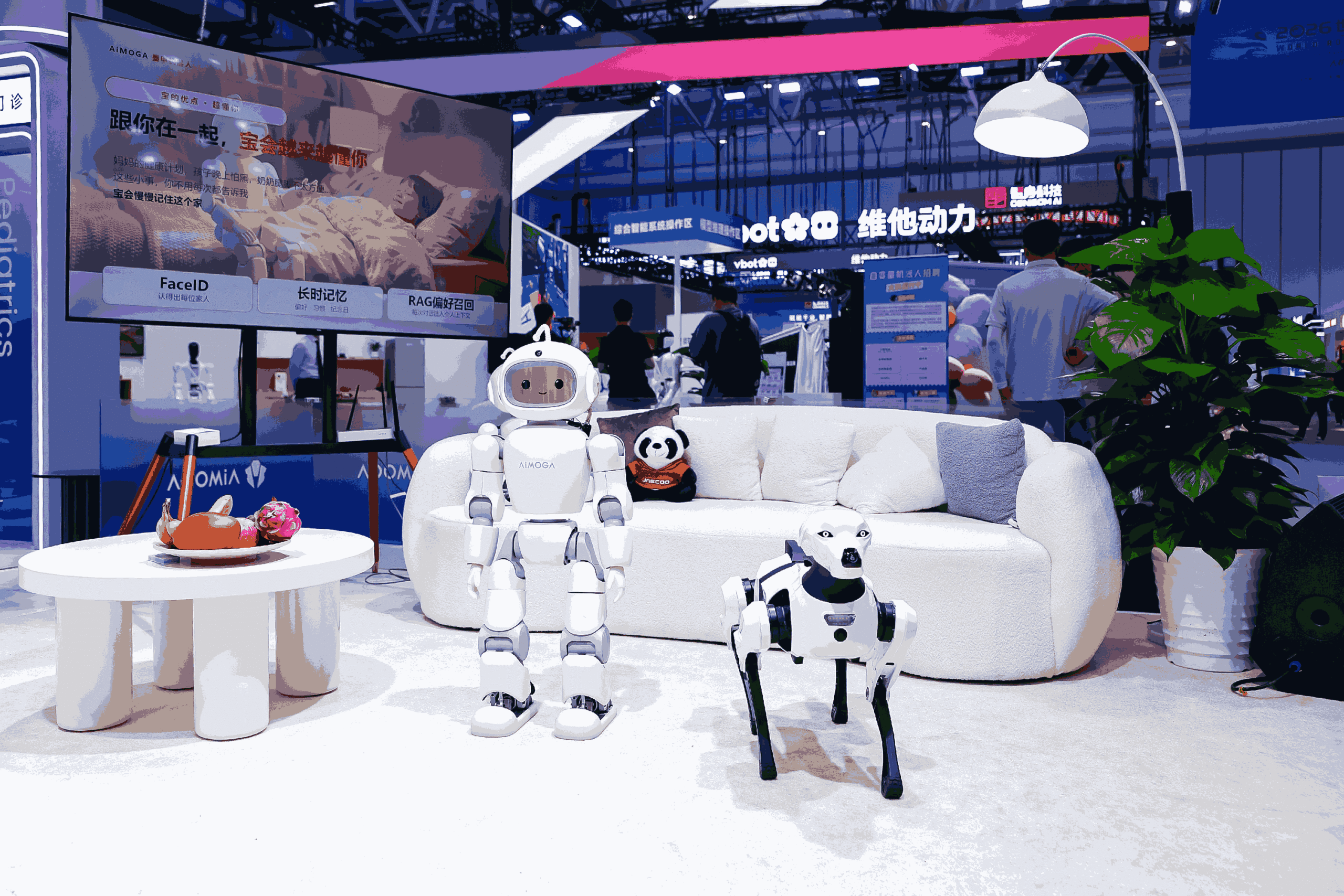 AiMOGA Perkenalkan Mobo, Robot Pendamping Keluarga Berbasis Embodied Intelligence