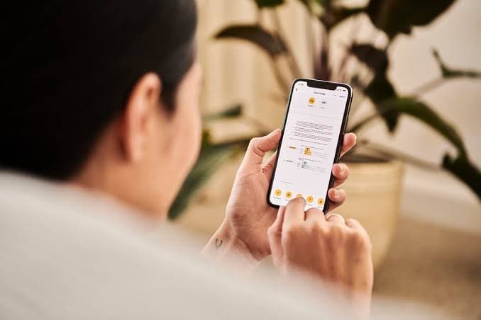 Studi: Kelamaan Online Bikin Bad Mood dan Stres