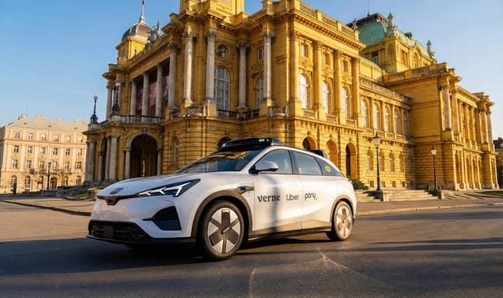 Pony.ai dan Uber Ekspansi 2.000 Robotaxi di Eropa