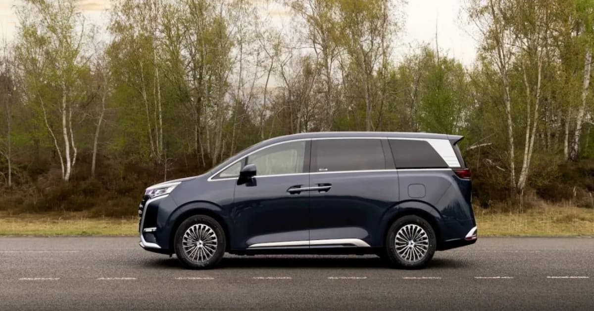 BYD Denza D9 MPV mewah yang dijual di Inggris dengan harga mulai 75 ribu poundsterling
