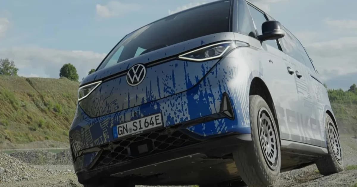 VW ID. Buzz dengan paket modifikasi off-road dari Seikel di medan berbatu