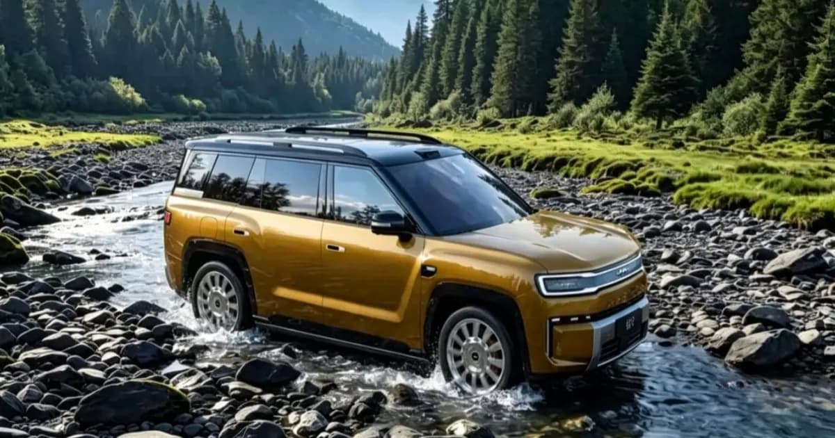 BYD Fang Cheng Bao Ti 9 SUV PHEV enam kursi dengan desain boxy dan lampu LED kontinu