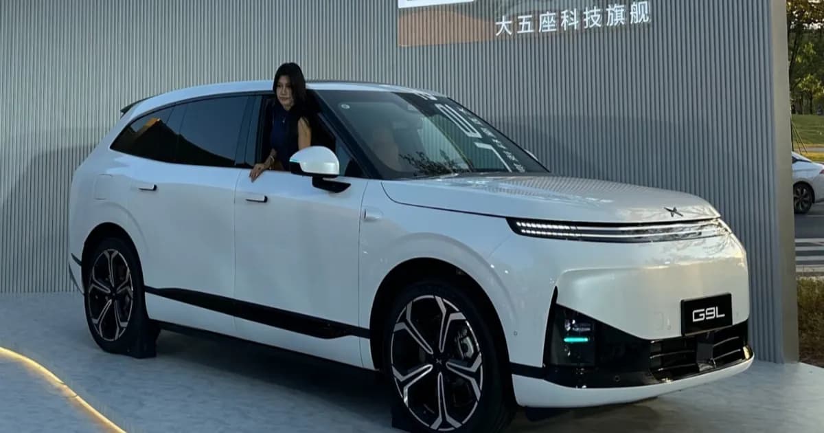 Xpeng G9L crossover listrik dengan rear-wheel steering dan jangkauan 755 km