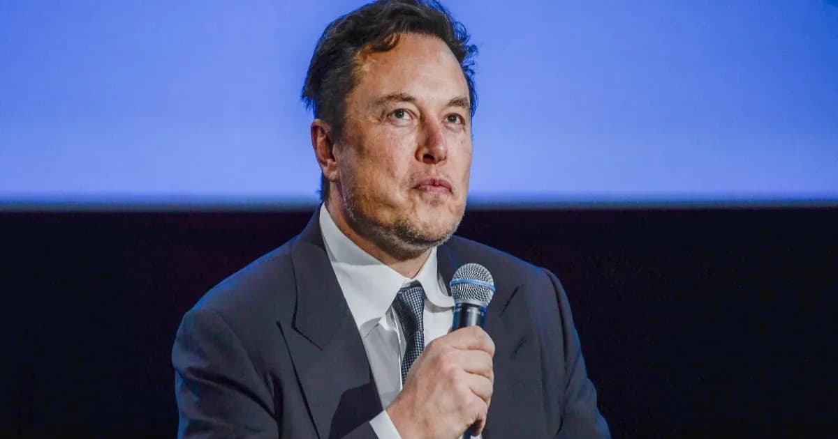 Elon Musk berbicara tentang potensi robot humanoid Optimus sebagai pengganti tenaga kerja manusia