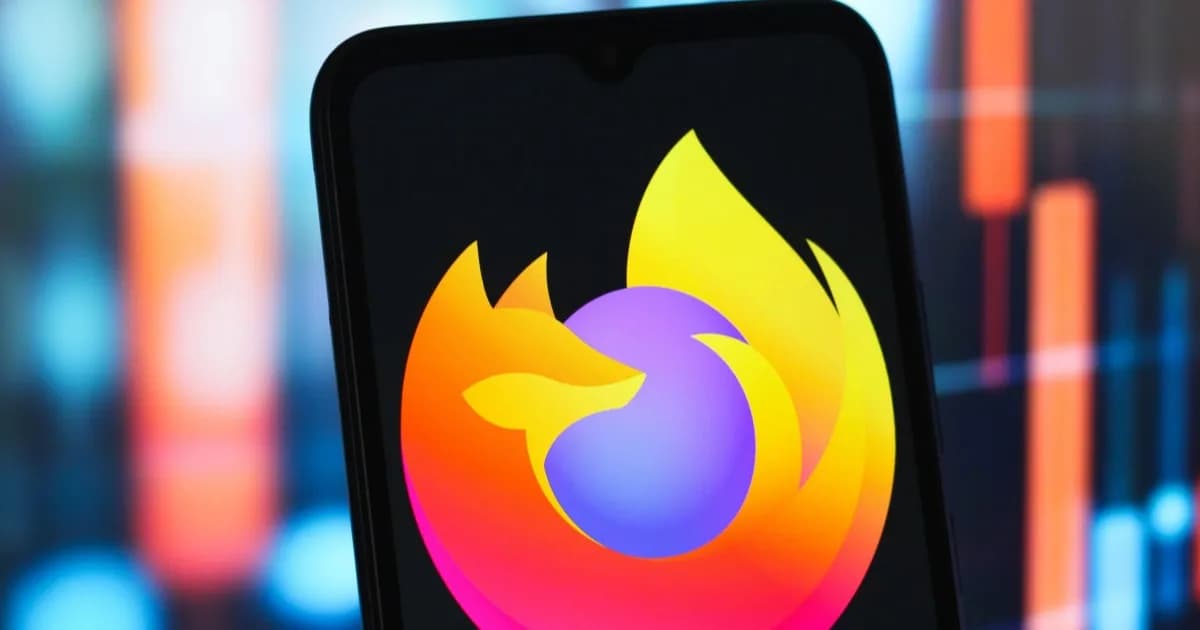 Logo Firefox pada layar ponsel dengan fitur ad blocker bawaan