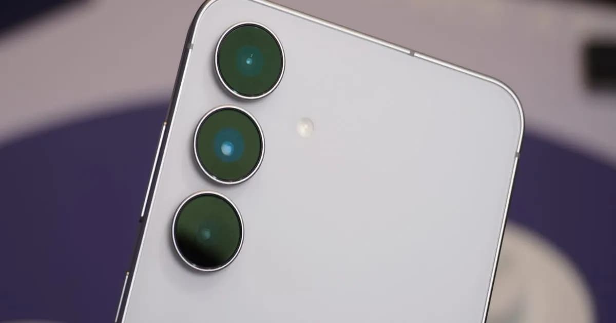 Samsung Galaxy S26 FE camera