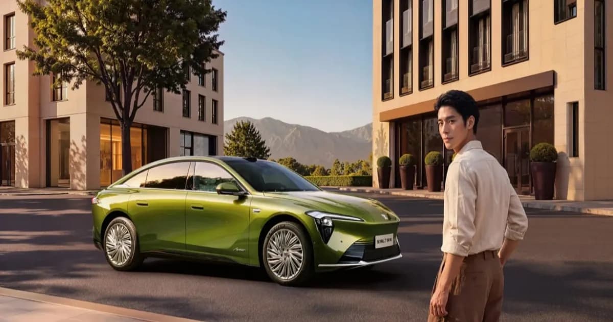 Buick Electra L7 EV tampak samping dengan desain modern di China