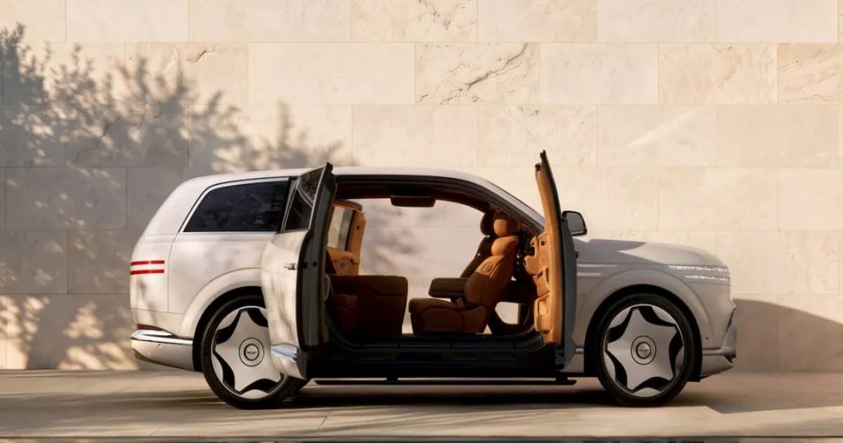 Genesis GV90 debut dengan coach door di San Francisco