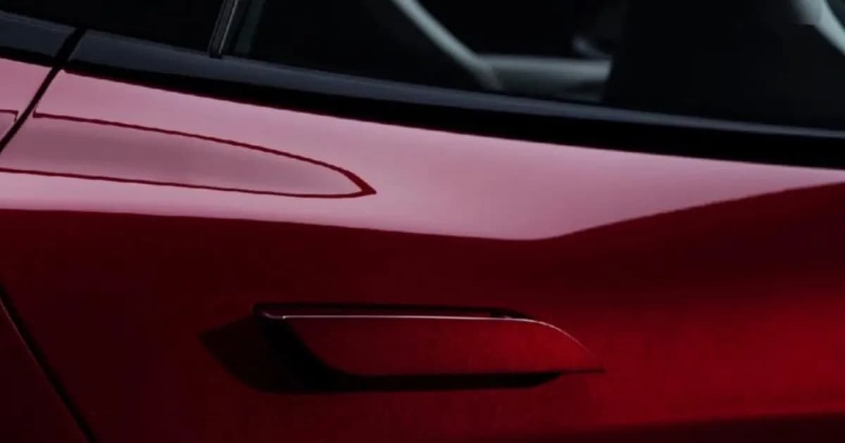 Tesla Model S dan Model X dengan gagang pintu senada warna interior