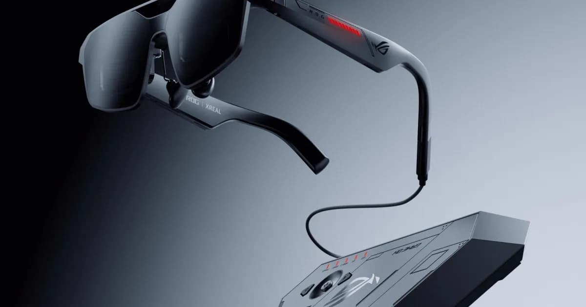 Kacamata Xreal menampilkan layar virtual raksasa yang terhubung ke laptop melalui kabel USB-C