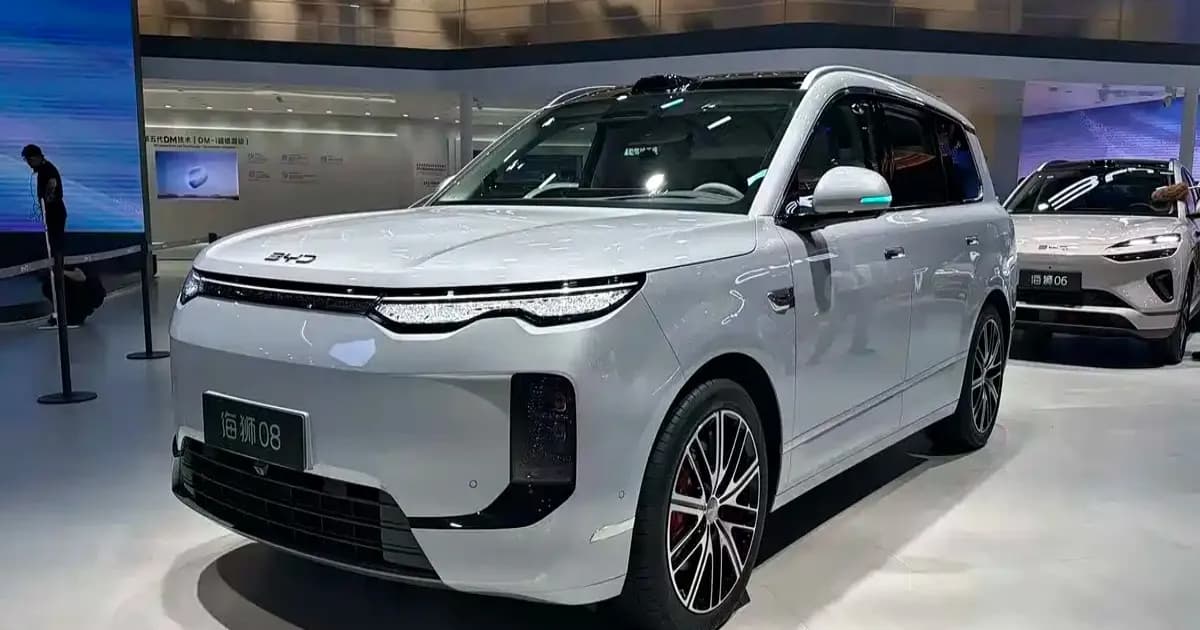 BYD Sealion 08 SUV flagship Ocean series dengan desain Ocean Aesthetics