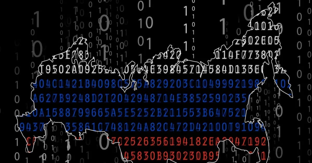 Ilustrasi bentuk Rusia dengan kode internet berwarna bendera Rusia di latar belakang hitam hacking