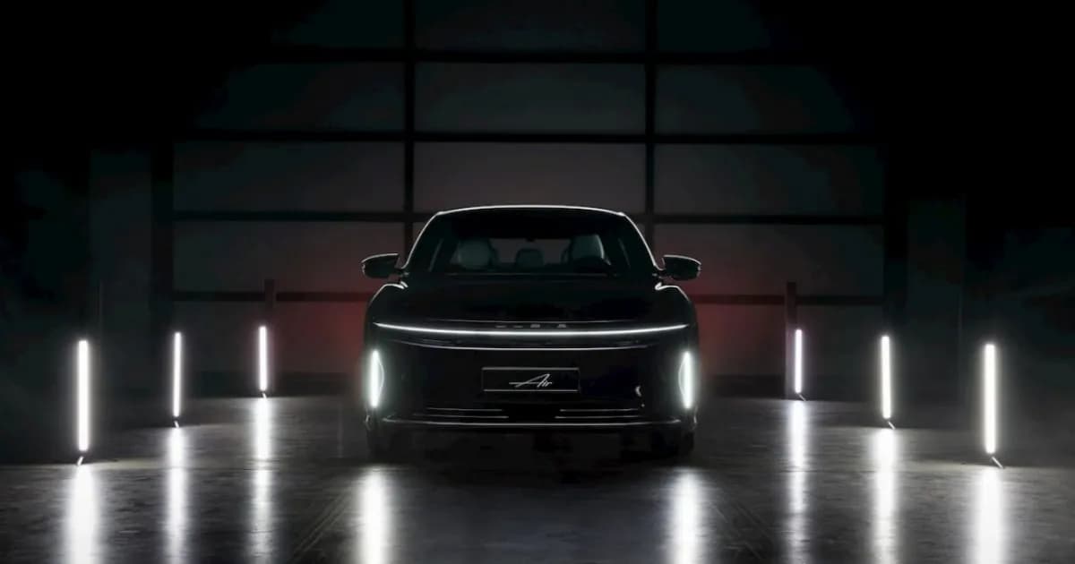 Lucid Air Midnight Dream Edition yang terkena recall karena masalah software lampu LED
