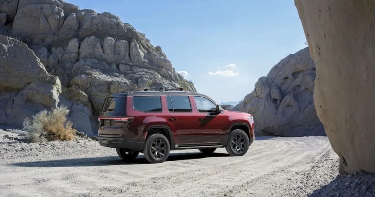 Jeep Grand Wagoneer EREV mengalami penundaan produksi hingga November 2027