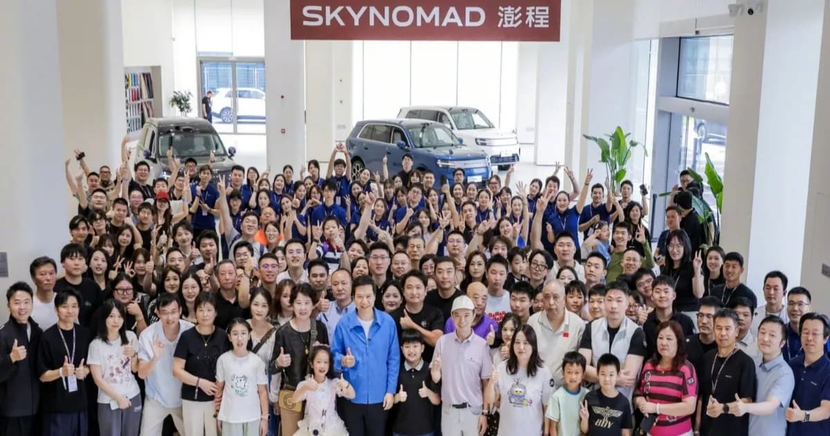 Xiaomi Skynomad N90 SUV EREV saat acara pengiriman perdana di China