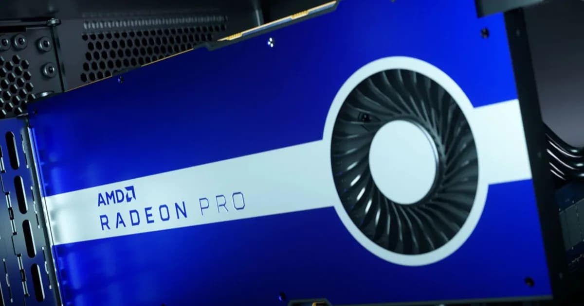 Dua kartu AMD Radeon AI PRO R9700 dengan memori 32 GB di dalam workstation untuk inference AI