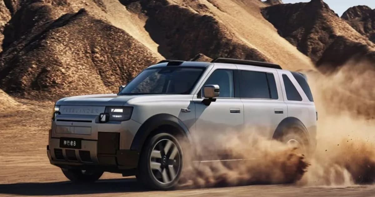 Freelander 8 SUV EREV Chery Jaguar Land Rover dengan desain square box dan LiDAR atap
