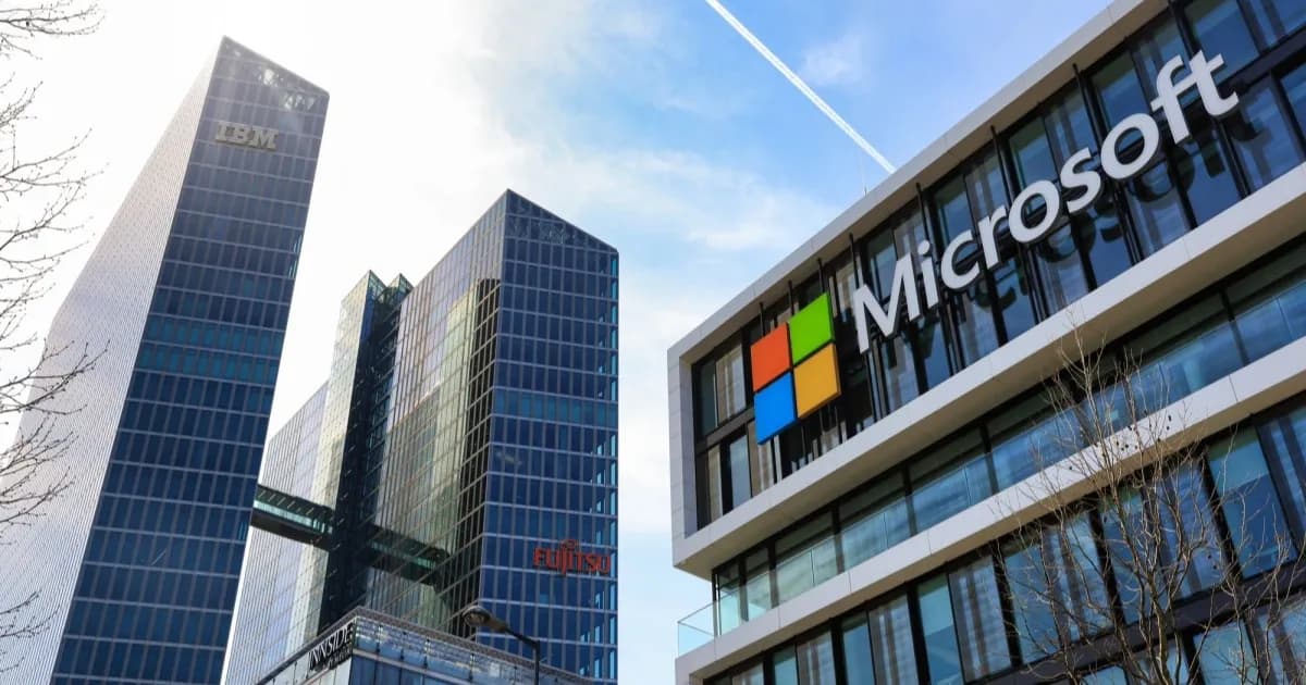 Mustafa Suleyman head of AI Microsoft memperingatkan bahaya pelatihan Claude soal kesadaran AI