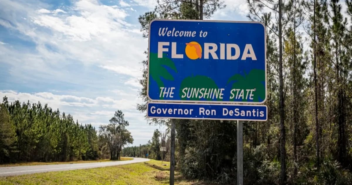 Ilustrasi peretasan data kendaraan dan informasi pengemudi Florida oleh kelompok ShinyHunters