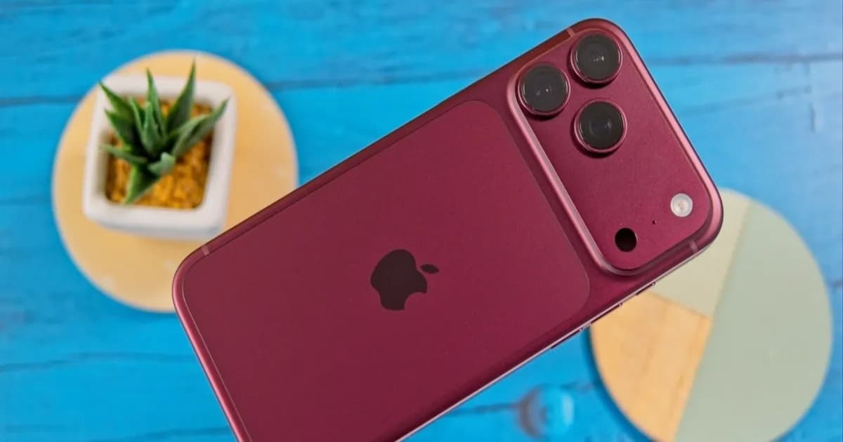 Tampilan halaman dukungan iPhone 18 Pro Max yang menjelaskan pembatasan perangkat lunak baterai di bawah 20Wh