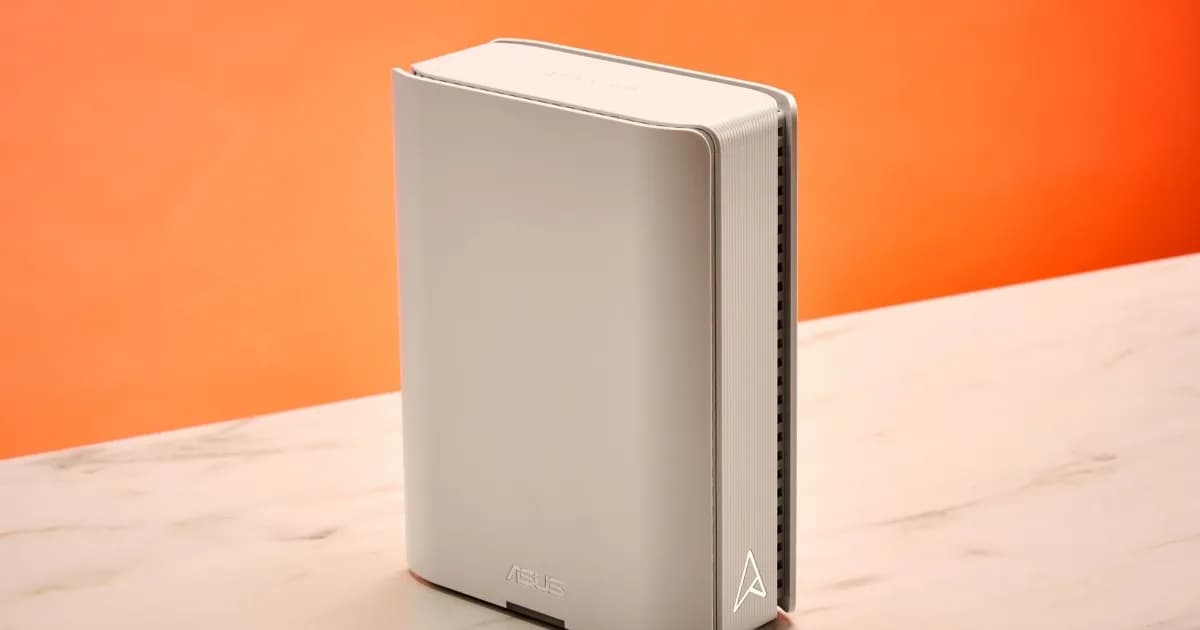 Ilustrasi router dan sistem mesh di rak toko terkait persetujuan bersyarat router asing