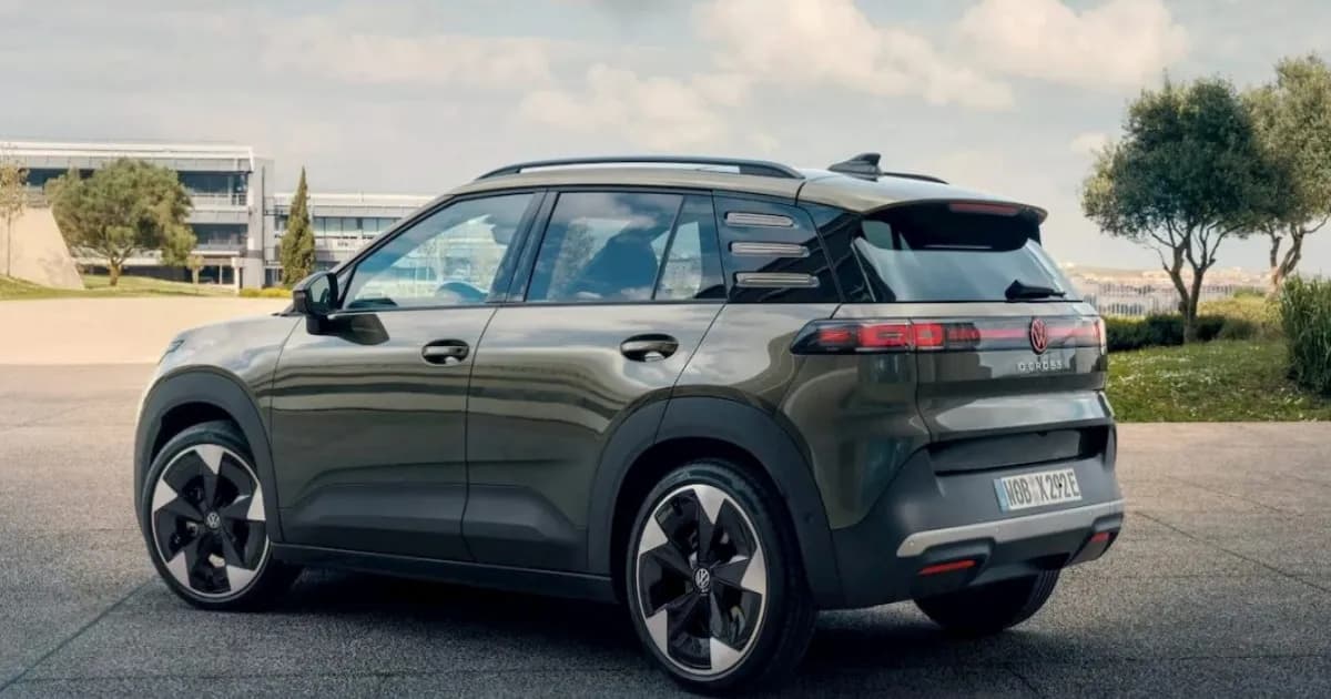 Volkswagen ID. Cross SUV listrik entry-level memasuki produksi seri di pabrik Pamplona Spanyol